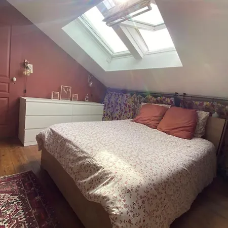 Bright Duplex On The Floor! Apartment *